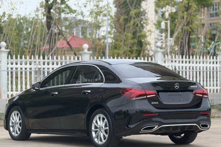 Used Mercedes-Benz A-Class 2021 A 200 L Sport Sedan Fashion Model Exterior 4