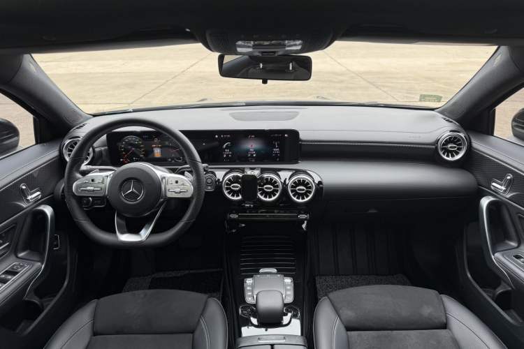 Used Mercedes-Benz A-Class 2021 A 200 L Sport Sedan Fashion Model Interior 1