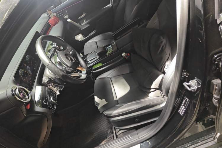 Used Mercedes-Benz A-Class 2021 A 200 L Sport Sedan Fashion Model Left Front Seat