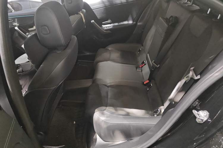 Used Mercedes-Benz A-Class 2021 A 200 L Sport Sedan Fashion Model Left Rear Seat