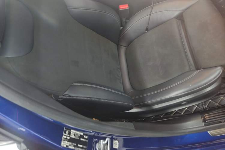 Used Mercedes-Benz A-Class 2021 A 200 L Sport Sedan Fashion Model Right Front Seat