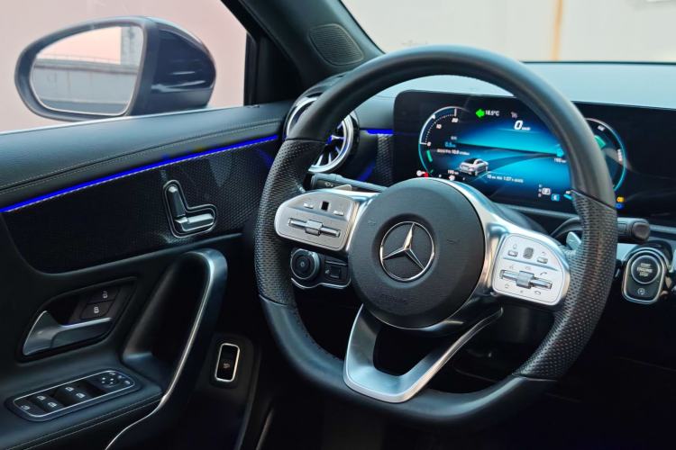 Used Mercedes-Benz A-Class 2021 A 200 L Sport Sedan Fashion Model Steering Wheel