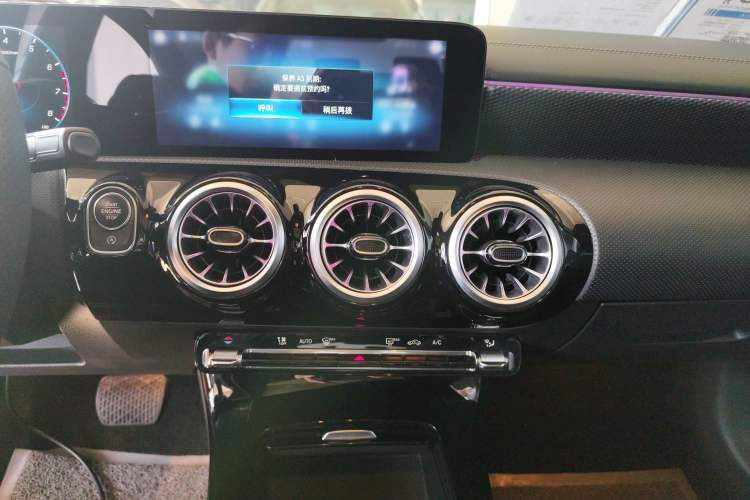 Used Mercedes-Benz A-Class 2021 A 200 L Sport Sedan Fashion Model Audio And AC Panel