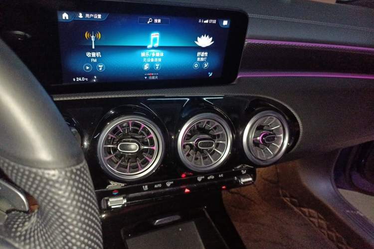 Used Mercedes-Benz A-Class 2021 A 200 L Sport Sedan Fashion Model Audio And AC Panel