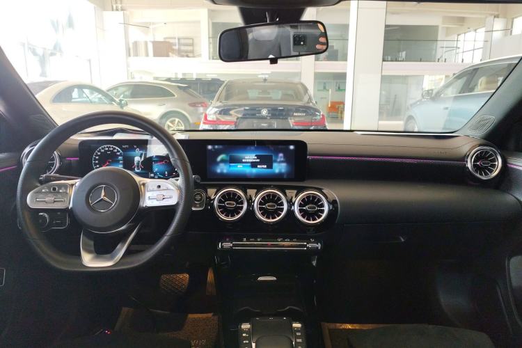 Used Mercedes-Benz A-Class 2021 A 200 L Sport Sedan Fashion Model Center Console