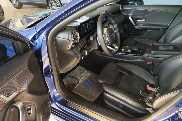 Used Mercedes-Benz A-Class 2021 A 200 L Sport Sedan Fashion Model Driver Seat