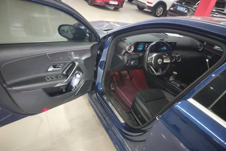 Used Mercedes-Benz A-Class 2021 A 200 L Sport Sedan Fashion Model Driver Seat