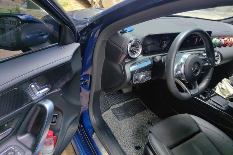 Used Mercedes-Benz A-Class 2021 A 200 L Sport Sedan Fashion Model Driver Seat