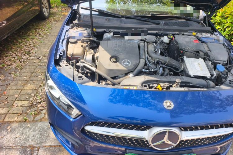 Used Mercedes-Benz A-Class 2021 A 200 L Sport Sedan Fashion Model Engine Bay Right