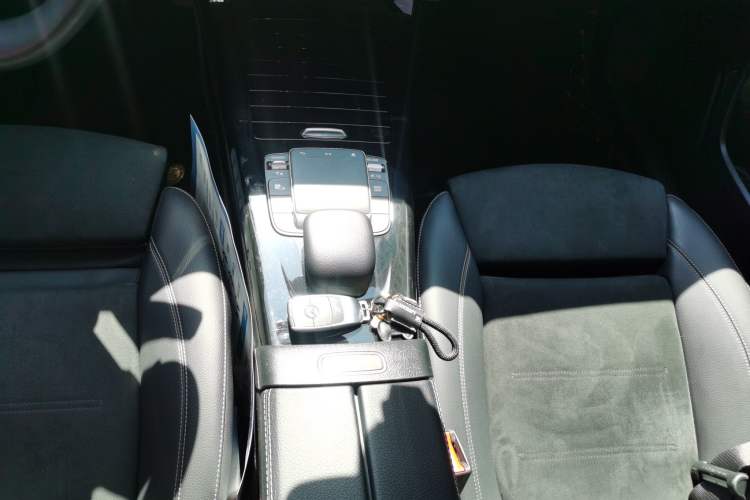 Used Mercedes-Benz A-Class 2021 A 200 L Sport Sedan Fashion Model Gear Lever