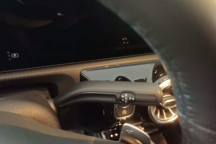 Used Mercedes-Benz A-Class 2021 A 200 L Sport Sedan Fashion Model Gear Lever