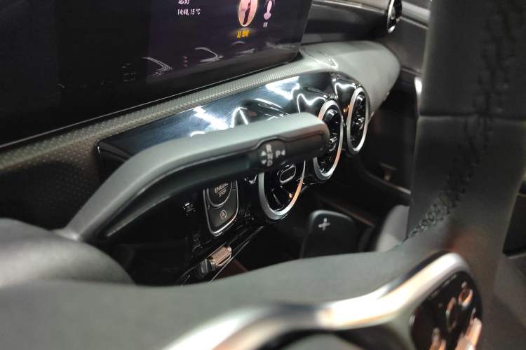 Used Mercedes-Benz A-Class 2021 A 200 L Sport Sedan Dynamic Model Gear Lever