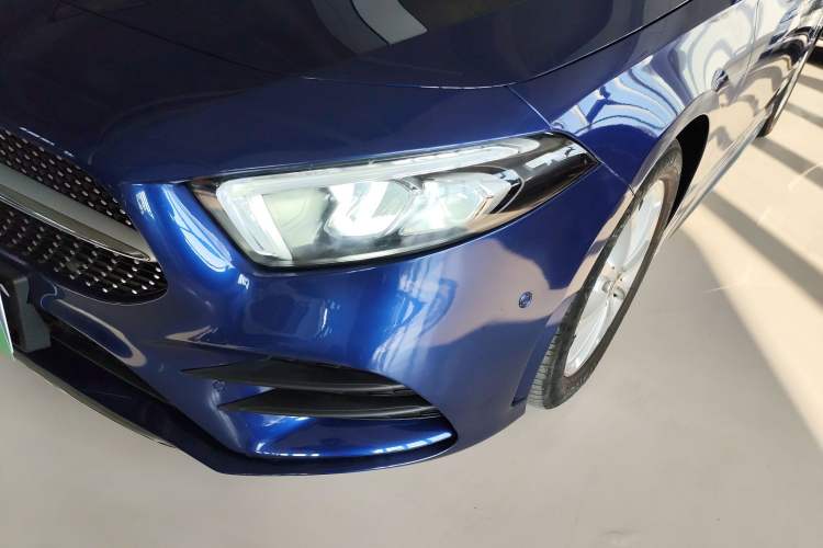 Used Mercedes-Benz A-Class 2021 A 200 L Sport Sedan Fashion Model Left Front Headlight