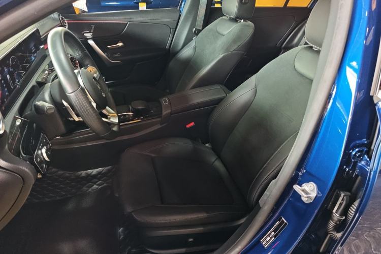 Used Mercedes-Benz A-Class 2021 A 200 L Sport Sedan Fashion Model Left Front Seat