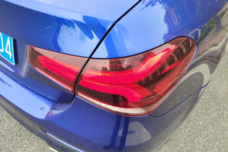 Used Mercedes-Benz A-Class 2021 A 200 L Sport Sedan Fashion Model Right Rear Taillight