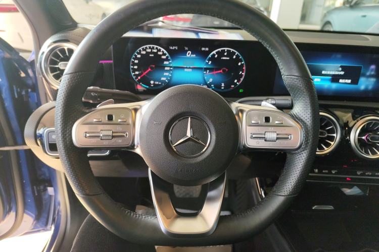 Used Mercedes-Benz A-Class 2021 A 200 L Sport Sedan Fashion Model Steering Wheel