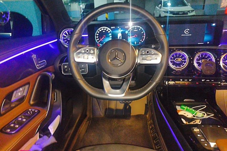 Used Mercedes-Benz A-Class 2021 A 200 L Sport Sedan Fashion Model Steering Wheel