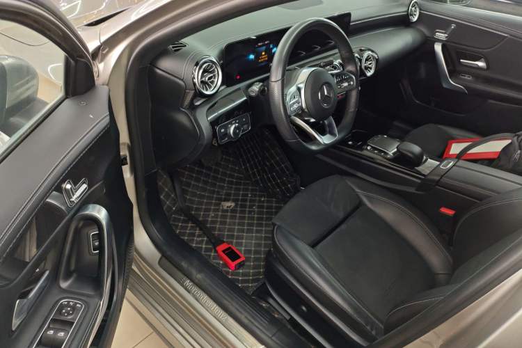 Used Mercedes-Benz A-Class 2021 A 200 L Sport Sedan Fashion Model Interior 3
