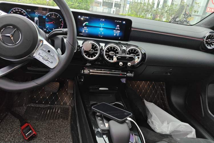 Used Mercedes-Benz A-Class 2021 A 200 L Sport Sedan Fashion Model Audio And AC Panel