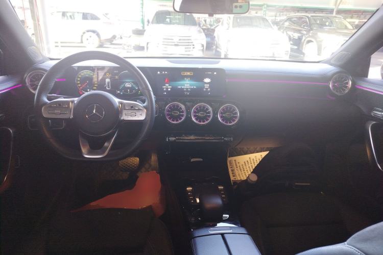 Used Mercedes-Benz A-Class 2021 A 200 L Sport Sedan Fashion Model Center Console