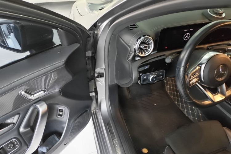 Used Mercedes-Benz A-Class 2021 A 200 L Sport Sedan Fashion Model Driver Seat
