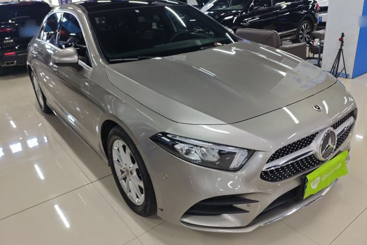 Used Mercedes-Benz A-Class 2021 A 200 L Sport Sedan Fashion Model Exterior 2