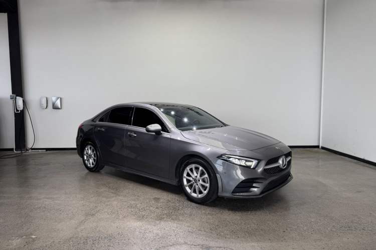 Used Mercedes-Benz A-Class 2021 A 200 L Sport Sedan Fashion Model Exterior 2