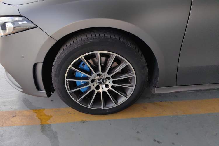 Used Mercedes-Benz A-Class 2021 A 200 L Sport Sedan Fashion Model Exterior 4