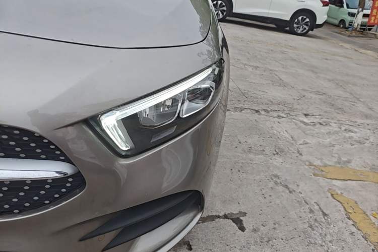 Used Mercedes-Benz A-Class 2021 A 200 L Sport Sedan Fashion Model Left Front Headlight