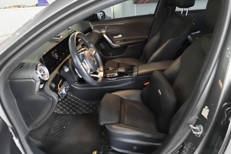 Used Mercedes-Benz A-Class 2021 A 200 L Sport Sedan Fashion Model Left Front Seat