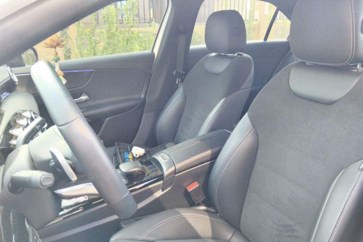Used Mercedes-Benz A-Class 2021 A 200 L Sport Sedan Fashion Model Left Front Seat