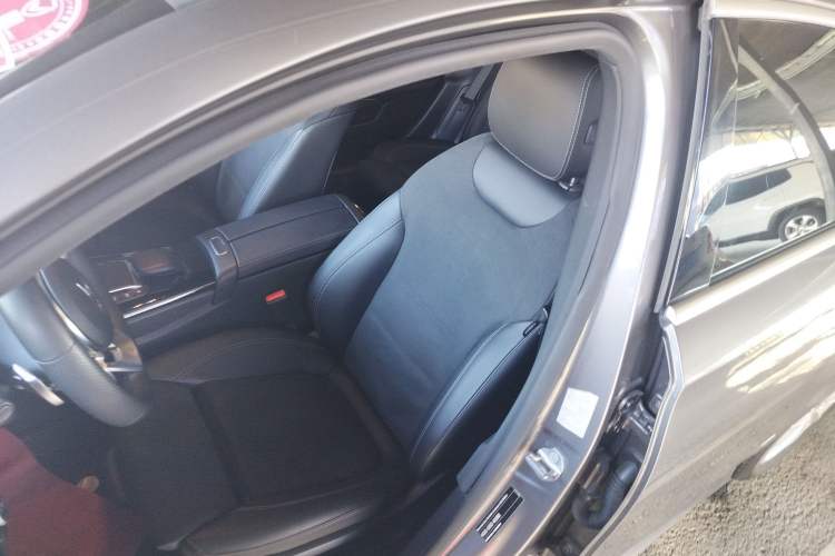 Used Mercedes-Benz A-Class 2021 A 200 L Sport Sedan Fashion Model Left Front Seat