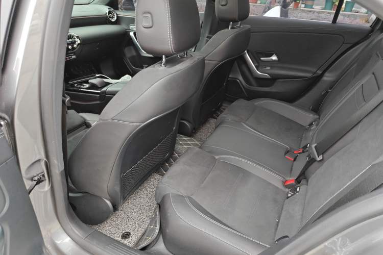 Used Mercedes-Benz A-Class 2021 A 200 L Sport Sedan Fashion Model Left Rear Seat