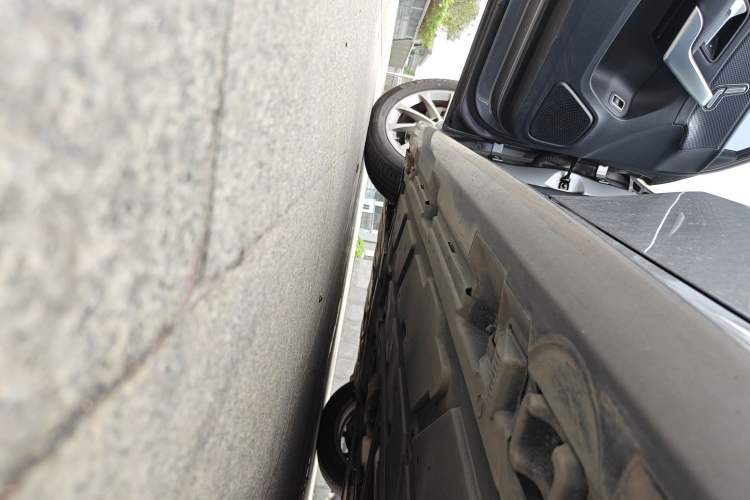 Used Mercedes-Benz A-Class 2021 A 200 L Sport Sedan Fashion Model Left Side Sill