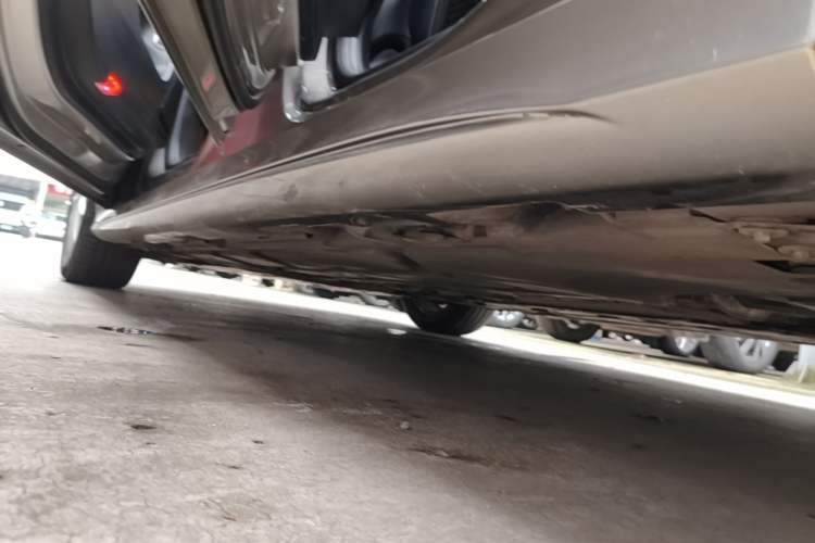 Used Mercedes-Benz A-Class 2021 A 200 L Sport Sedan Fashion Model Left Side Sill