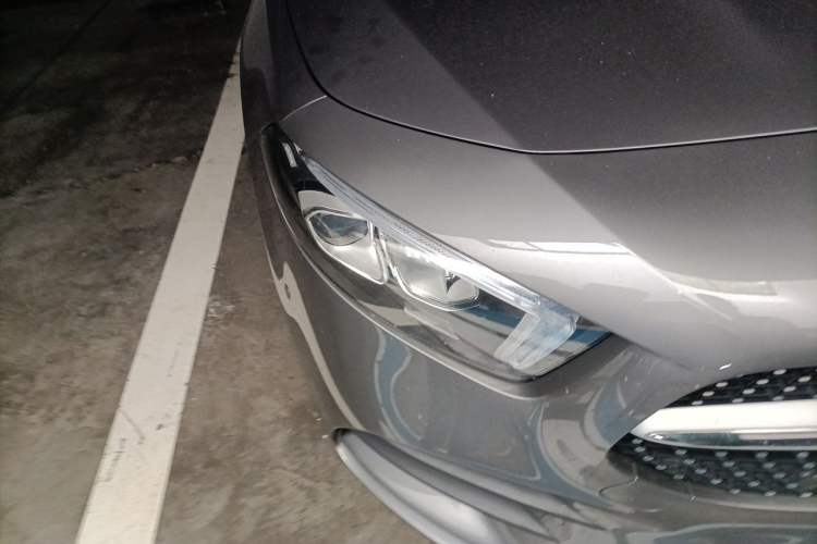 Used Mercedes-Benz A-Class 2021 A 200 L Sport Sedan Fashion Model Right Front Headlight