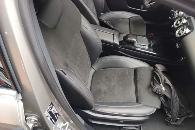 Used Mercedes-Benz A-Class 2021 A 200 L Sport Sedan Fashion Model Right Front Seat