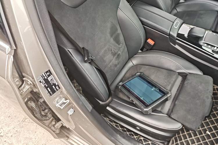 Used Mercedes-Benz A-Class 2021 A 200 L Sport Sedan Fashion Model Right Front Seat