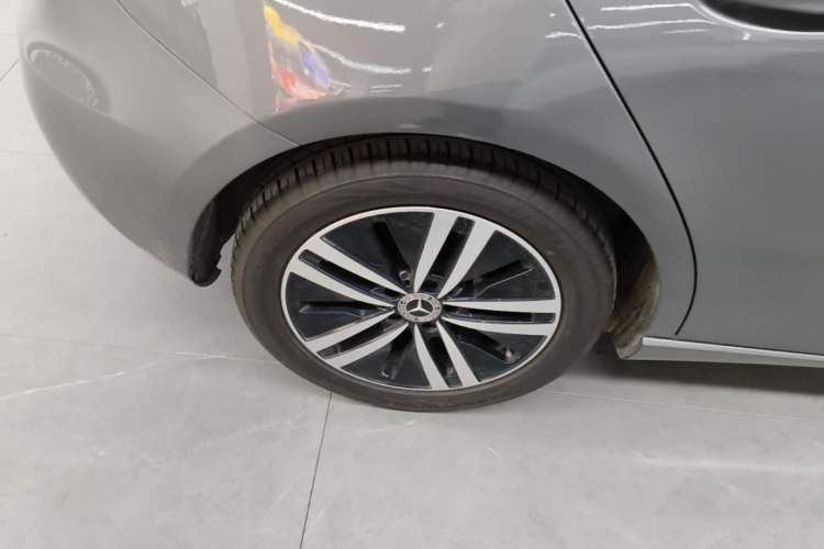 Used Mercedes-Benz A-Class 2021 A 180 Right Rear Wheel Hub