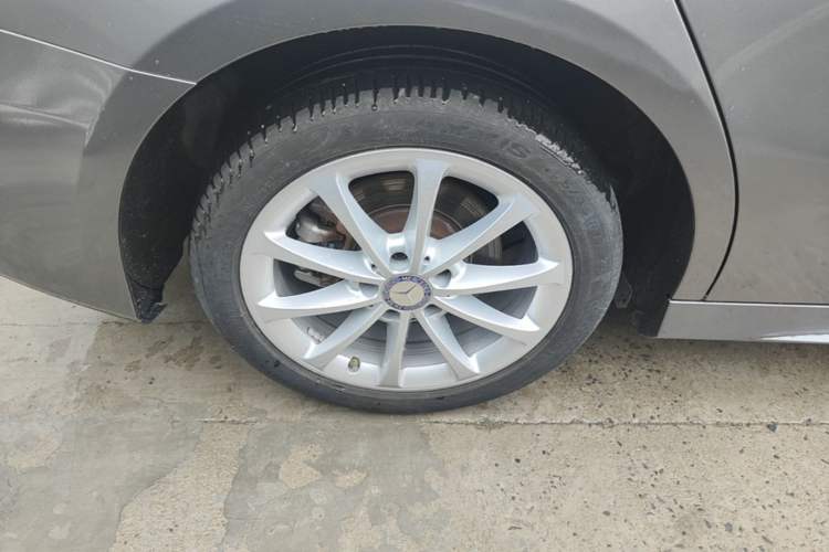 Used Mercedes-Benz A-Class 2021 A 200 L Sport Sedan Dynamic Model Right Rear Wheel Hub