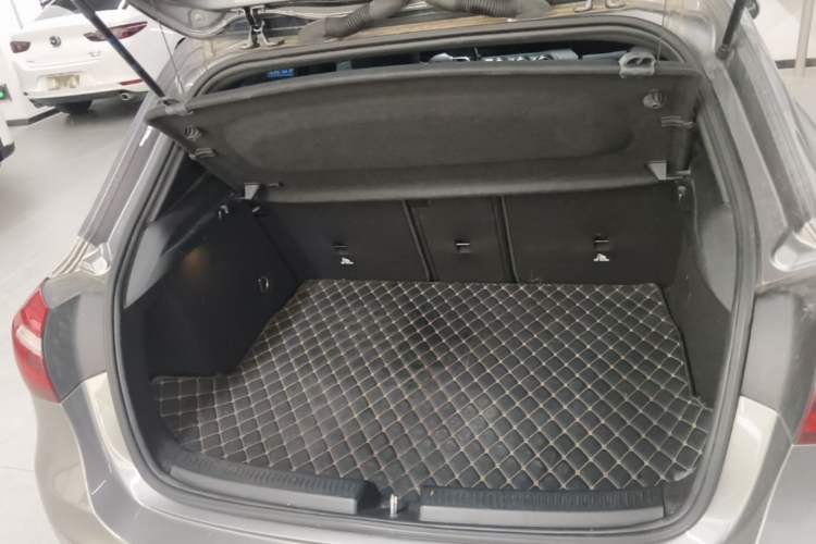 Used Mercedes-Benz A-Class 2021 A 180 Trunk
