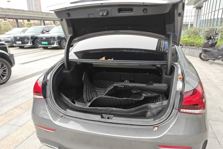 Used Mercedes-Benz A-Class 2021 A 200 L Sport Sedan Fashion Model Trunk