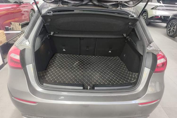 Used Mercedes-Benz A-Class 2021 A 180 Trunk