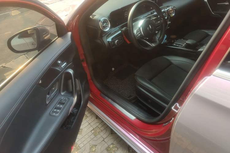 Used Mercedes-Benz A-Class 2021 A 200 L Sport Sedan Fashion Model Driver Seat