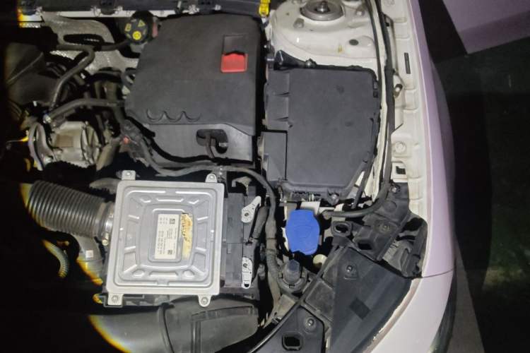 Used Mercedes-Benz A-Class 2021 A 200 L Sport Sedan Fashion Model Engine Bay Left