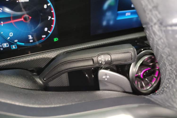 Used Mercedes-Benz A-Class 2021 A 200 L Sport Sedan Fashion Model Gear Lever