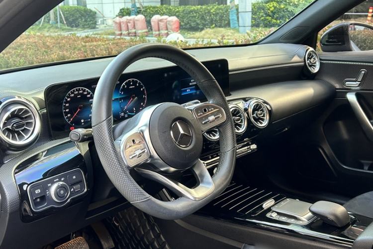 Used Mercedes-Benz A-Class 2021 A 200 L Sport Sedan Fashion Model Interior 10