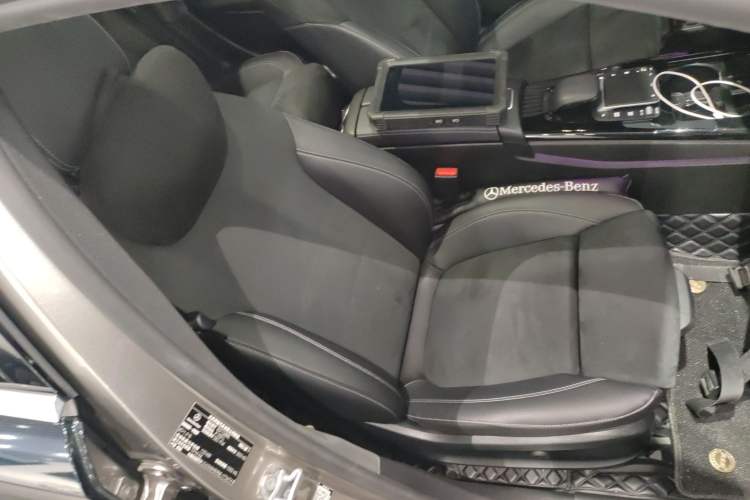 Used Mercedes-Benz A-Class 2021 A 200 L Sport Sedan Fashion Model Right Front Seat