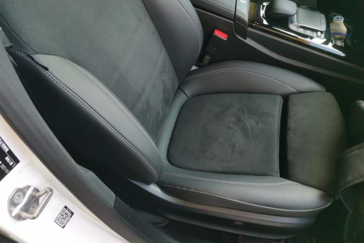 Used Mercedes-Benz A-Class 2021 A 200 L Sport Sedan Fashion Model Right Front Seat