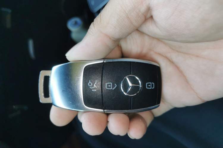 Used Mercedes-Benz A-Class 2021 A 200 L Sport Sedan Fashion Model Vehicle Key